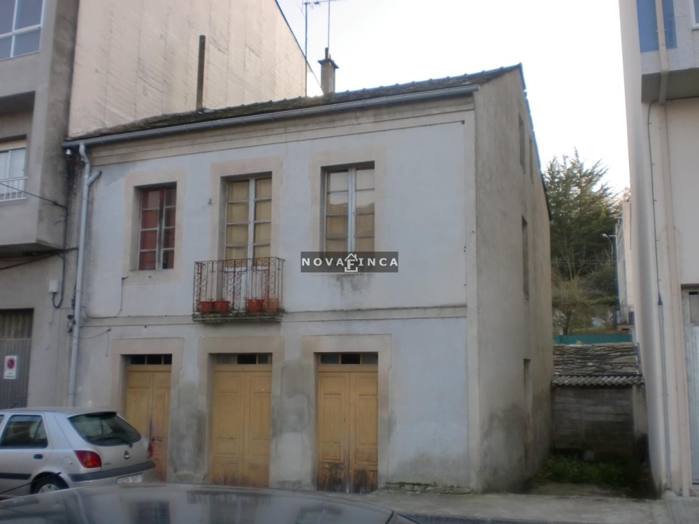 Casa para rehabilitar en Frei Luis de Granada 