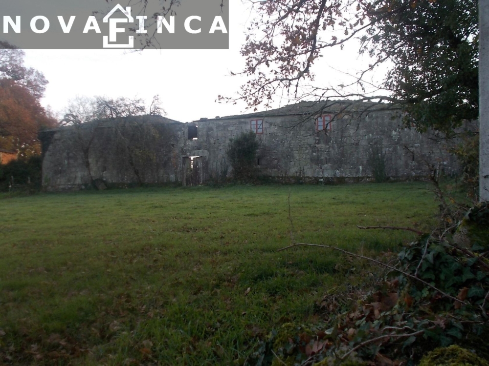 Casa de piedra en Barán.