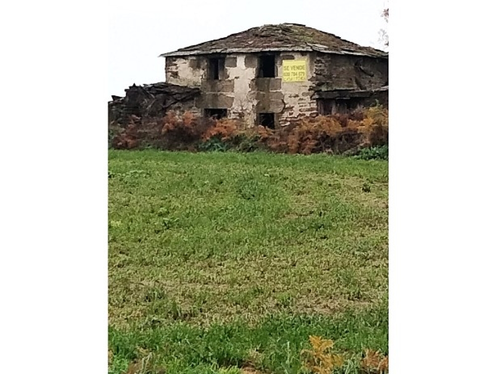 CASA PARA REHABILITAR CON FINCA EN PIÑEIRAS (GUNTÍN)