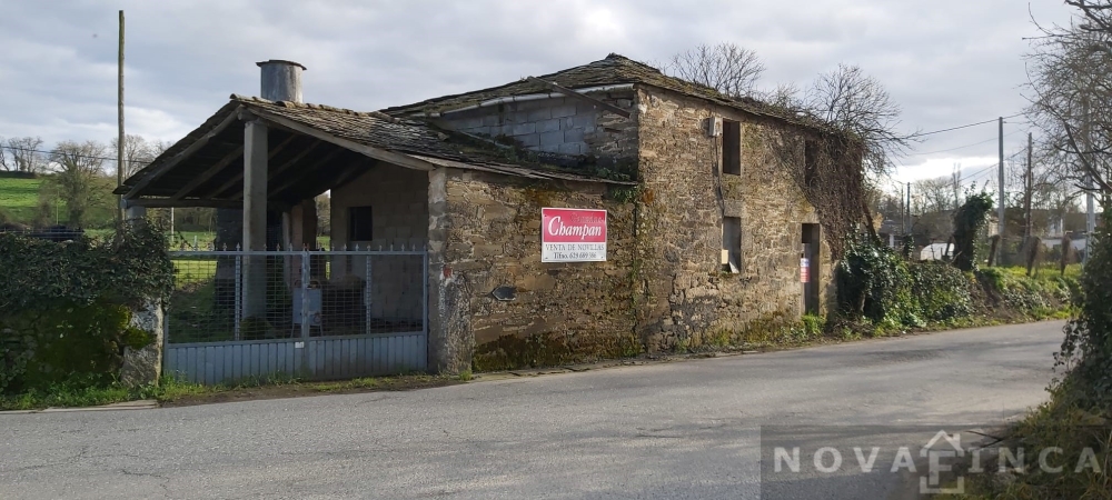 CASA PARA REFORMAR EN FERREIROS-SARRIA