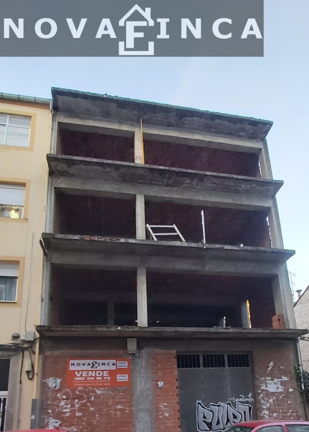 EDIFICIO EN CONSTRUCCIÓN EN EL CENTRO DE SARRIA