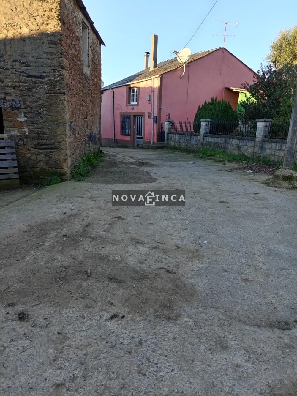 Casa en Soaxe, Cedrón