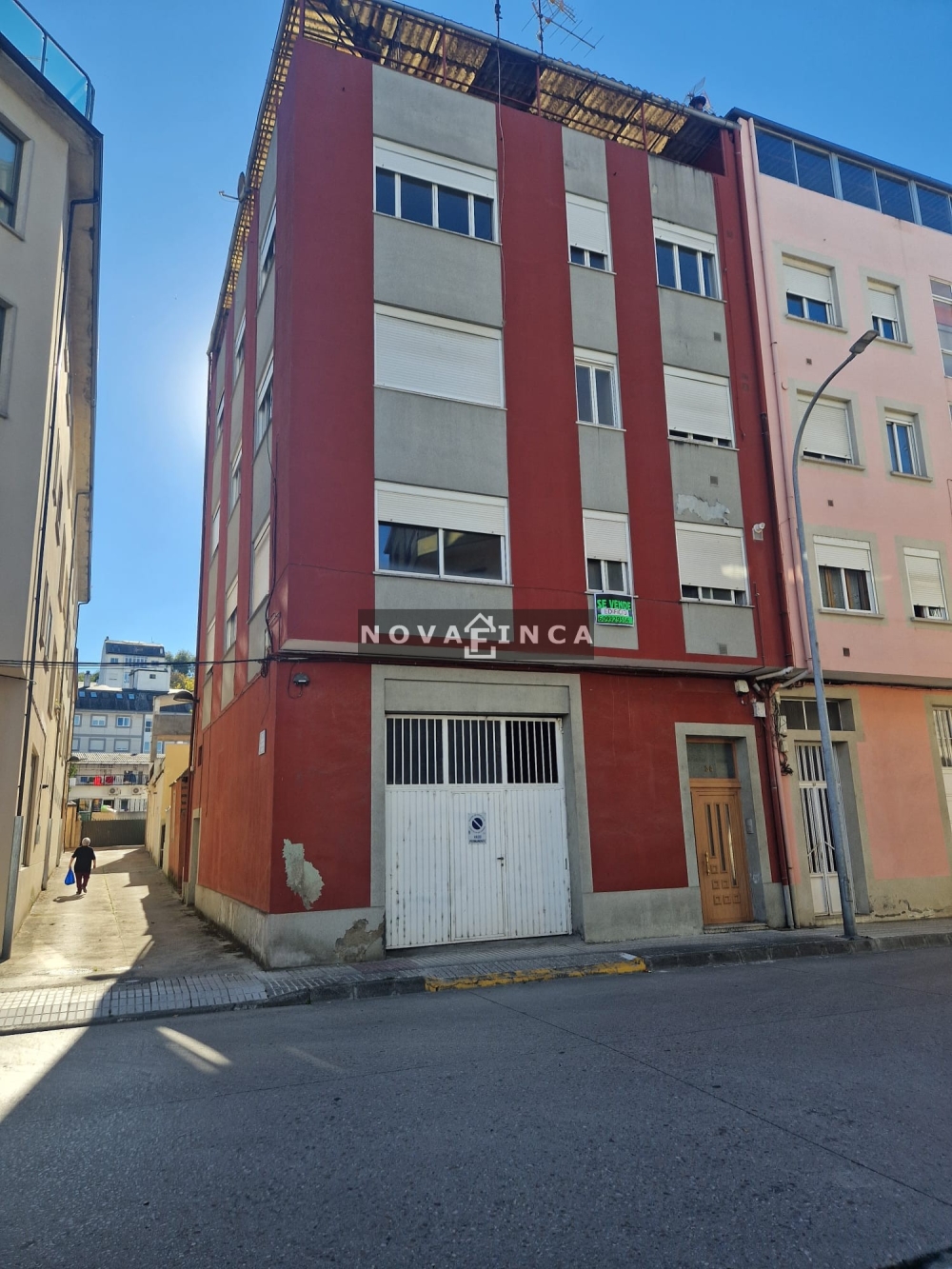 Edificio en Rúa Nova. 